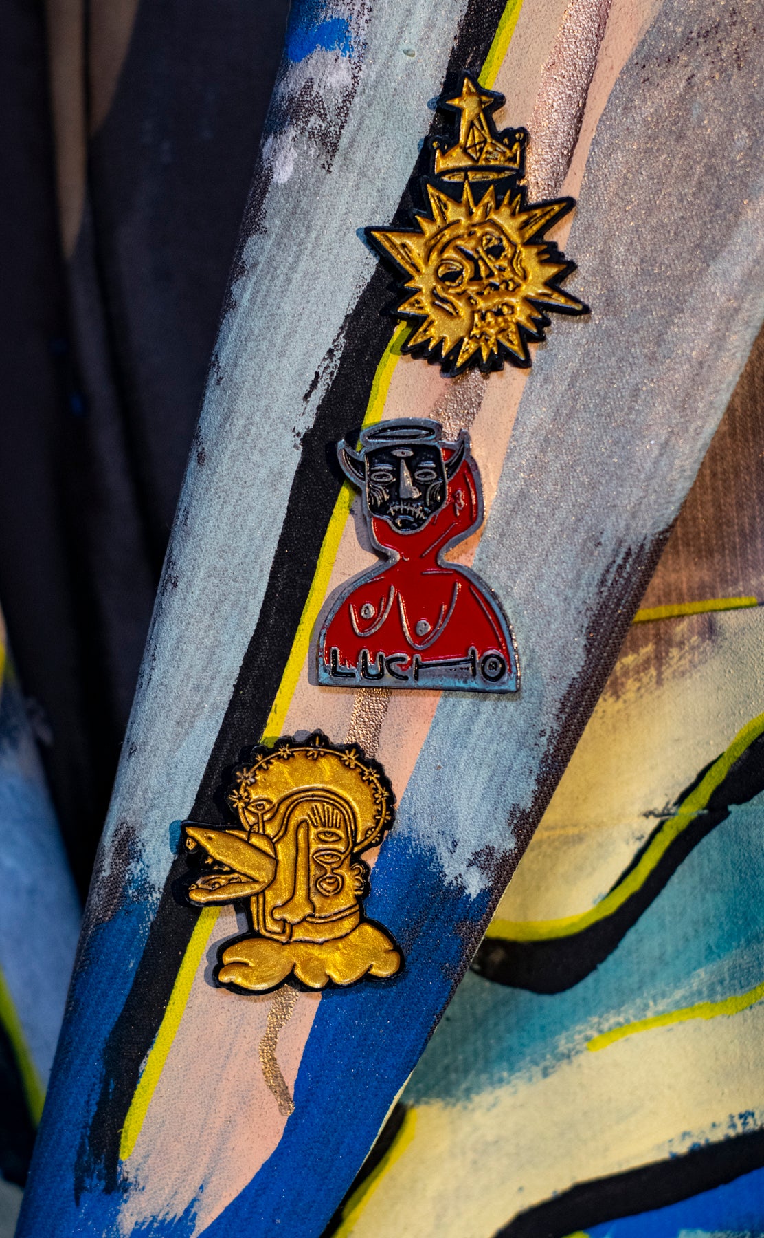 Emotional sun - Enamel pin