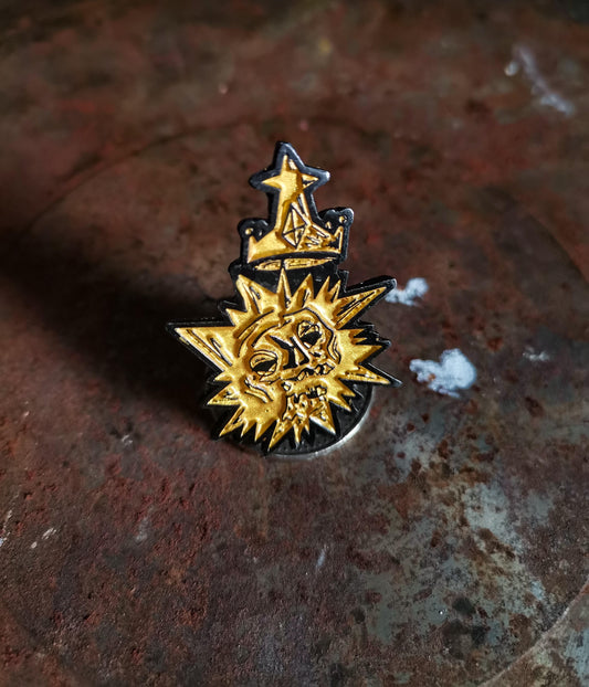 Emotional sun - Enamel pin