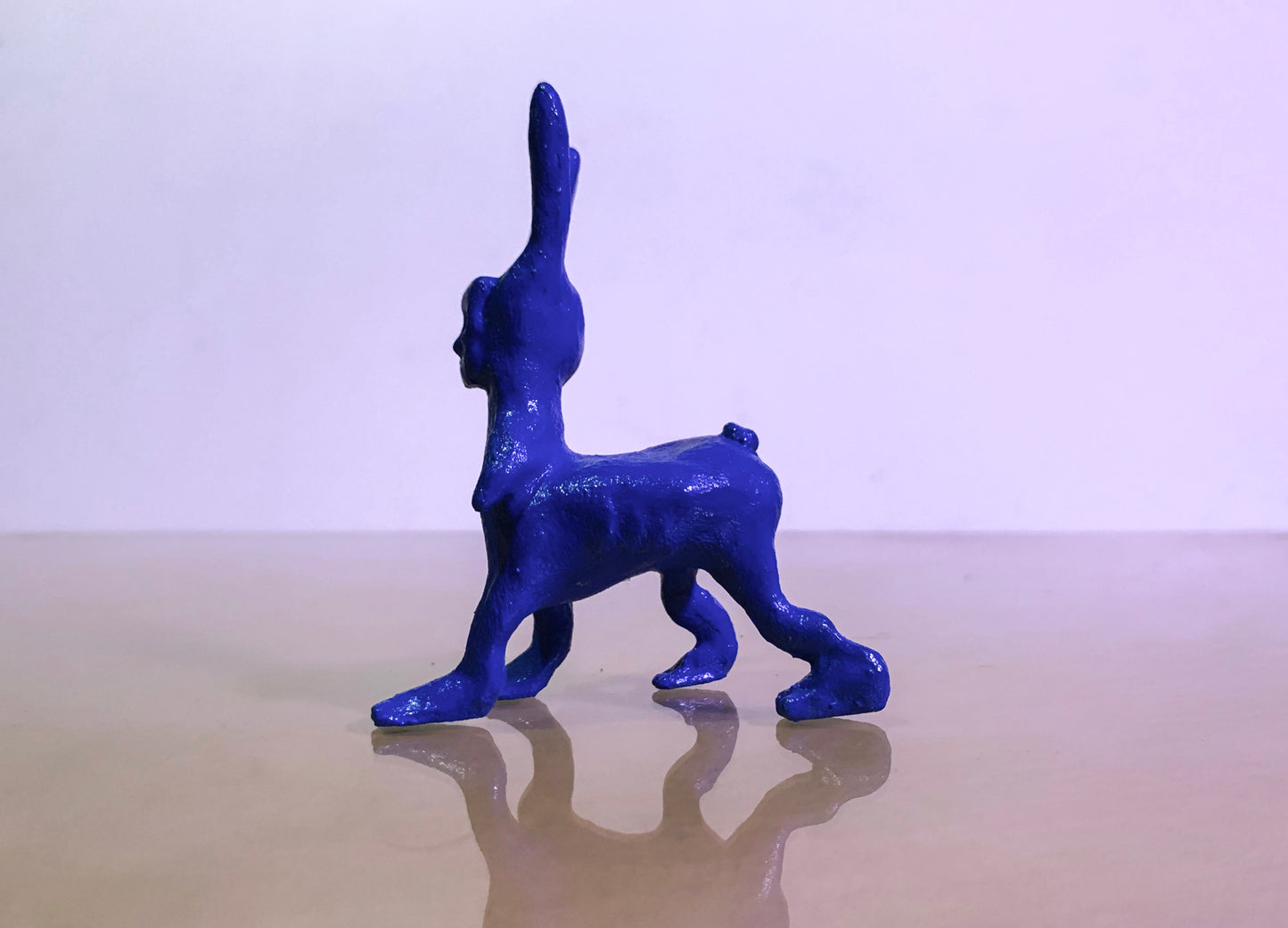 Escultura en resina "Lo Absoluto"