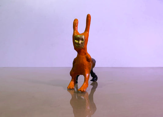 Escultura en resina "Lo Absoluto"
