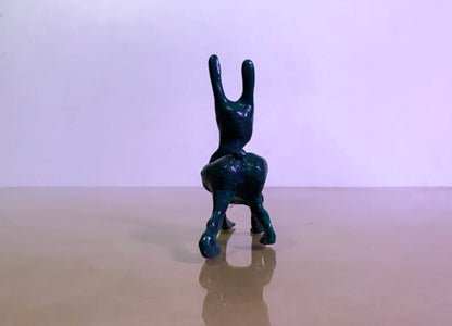 Escultura en resina "Lo Absoluto"